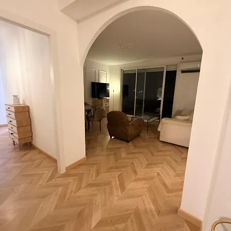 T4 Spacieux 100m2 Climatisé Appartement *