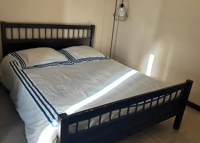 Appartement T4 Spacieux 100m2 Climatise Ajaccio (Corsica)